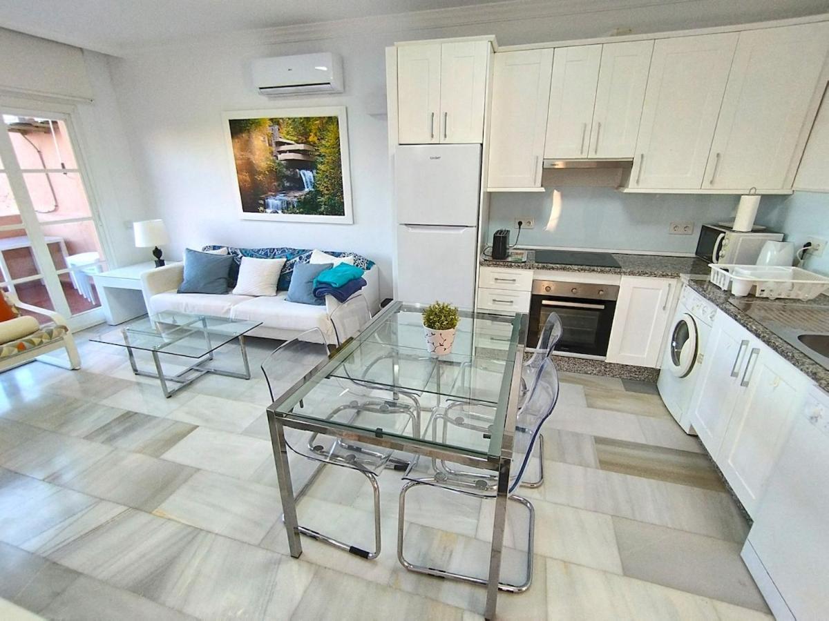Evans Realty Ak Urb Oasis & Golf & Terraza & Piscina Apartment Málaga